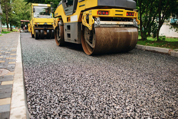 Best Driveway Paving Contractor  in Golden Glades, FL